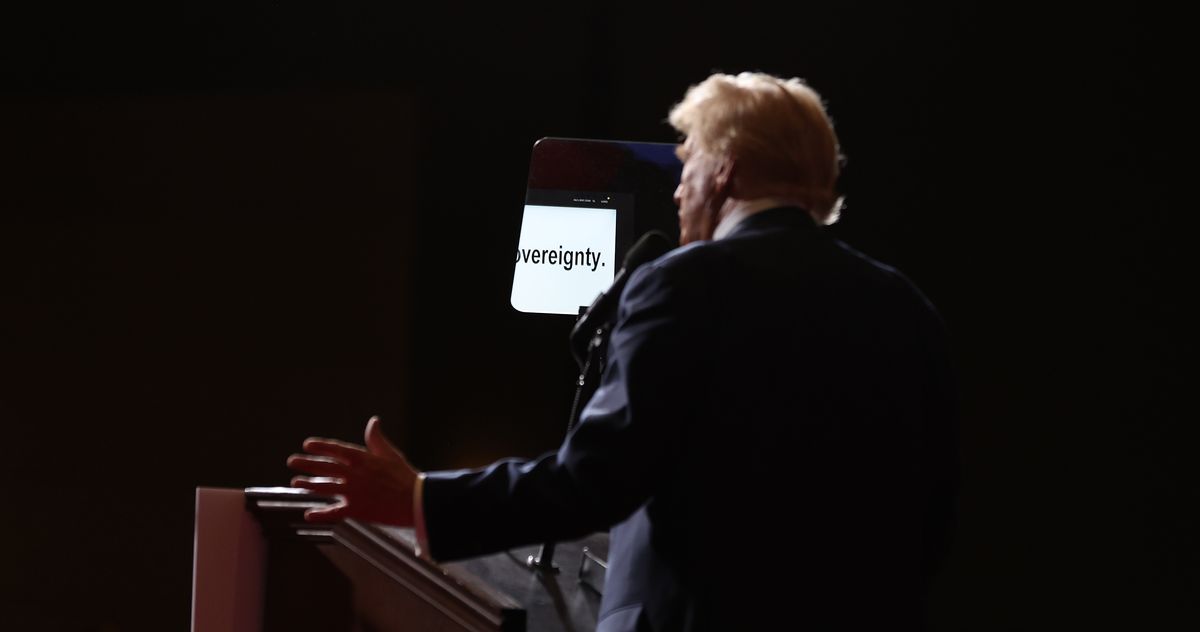 the insider trading is coming from inside the white house teleprompter