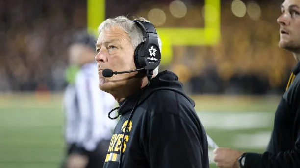 kirk ferentz hasn't lost one aspect of coaching at iowa in ever changing cfb landscape