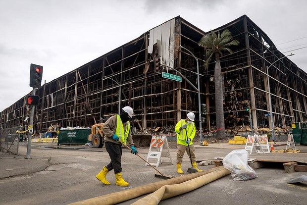 company hired to check air quality after l.a. warehouse fire accused of downplaying health risks in past