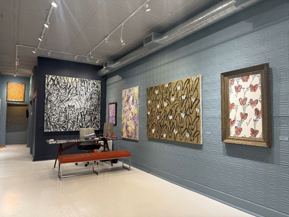 six must visit art galleries in the hamptons