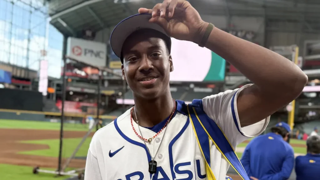 why joseph contreras wasn't picked in mlb draft despite jose contreras' son getting aaron judge out in wbc