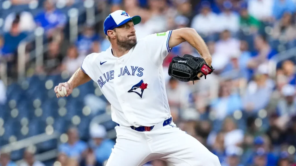 nationals trade idea lands familiar fan favorite cy young winner from blue jays