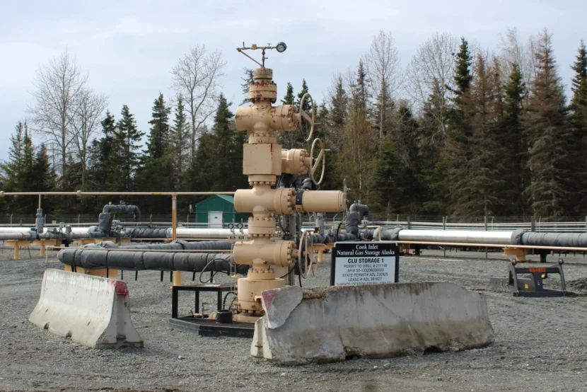 Natural gas supplies ‘not looking good’ for Southcentral this winter, Enstar says natural gas supplies ‘not looking good’ for southcentral this winter, enstar says