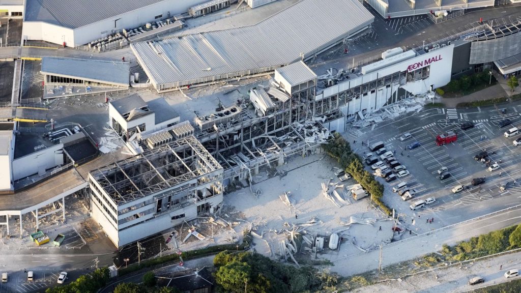major earthquake hits southern japan injuring at least 50