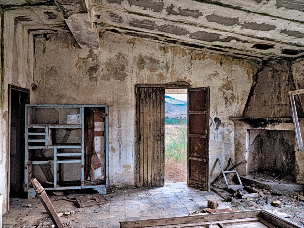 photographer steven seidenberg on capturing temporality and decay