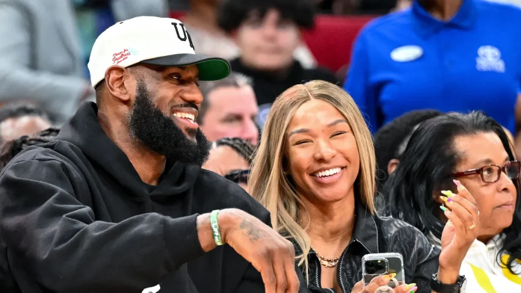 lebron james celebrates wife savannah's 40th birthday with loving message