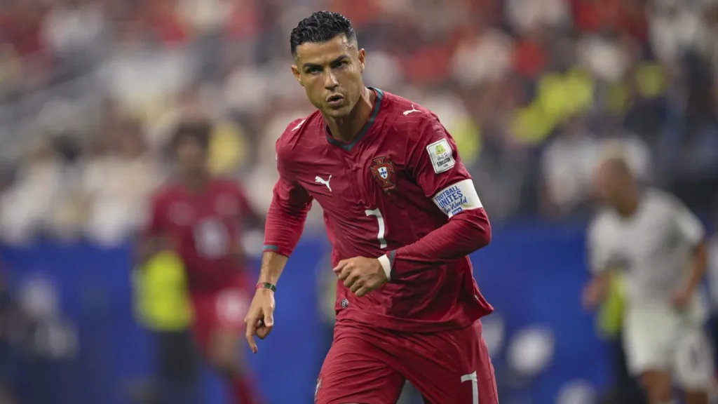 cristiano ronaldo debuts bold new hairstyle