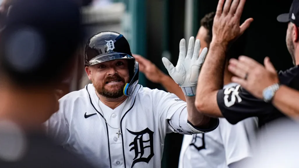 how recently dfa'd red sox catcher could help yankees