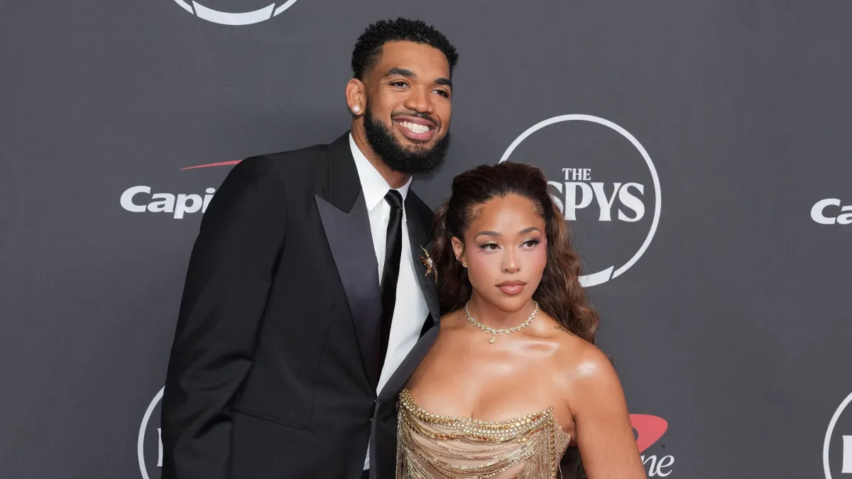 jordyn woods gets real about 'credit' for knicks win