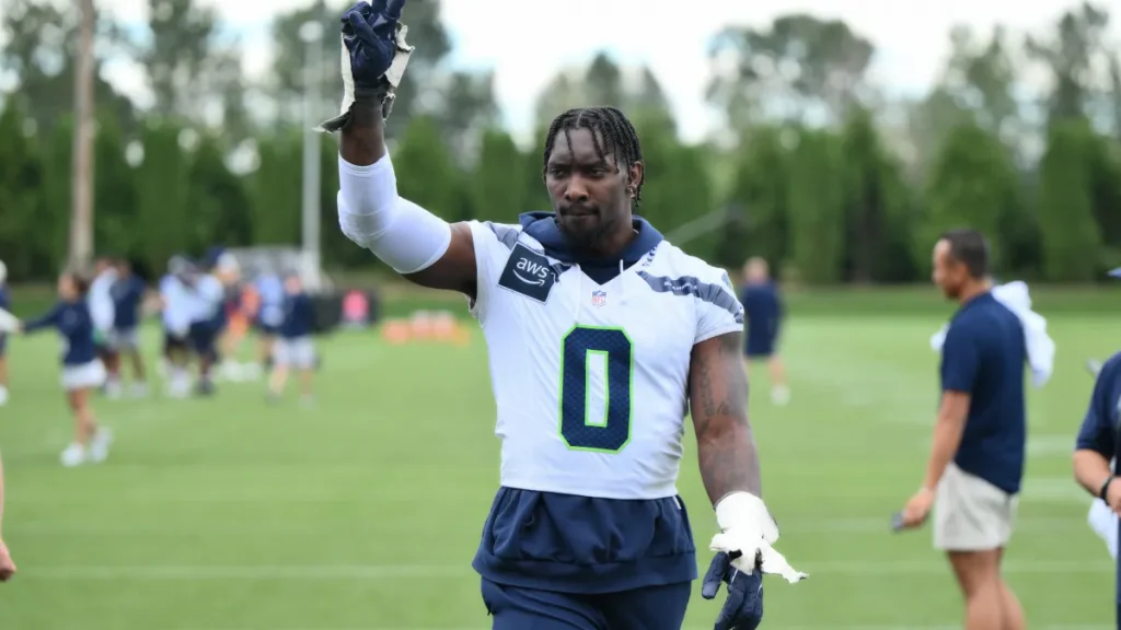 demarcus lawrence’s wife confirms second season in seattle