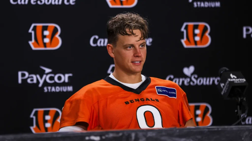 joe burrow fuels romance rumors with olivia ponton after model seen at bengals training camp