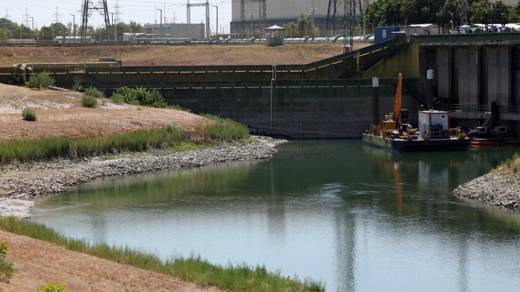 amid a drought and soaring temperatures, hungary shuts down its nuclear plant
