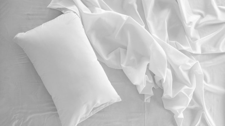 macy's hotel collection comforter sets are up to 80% off — here are 15 worth buying