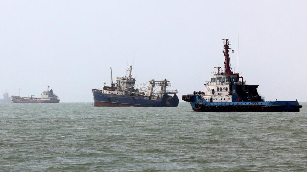 Middle East live: Hormuz shipping traffic falls as Iran-US talks stall middle east live: hormuz shipping traffic falls as iran us talks stall