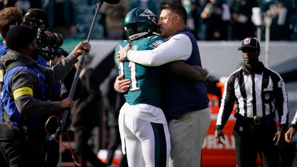 AJ Brown-Mike Vrabel relationship: Inside history between new Patriots coach-WR duo aj brown mike vrabel relationship: inside history between new patriots coach wr duo