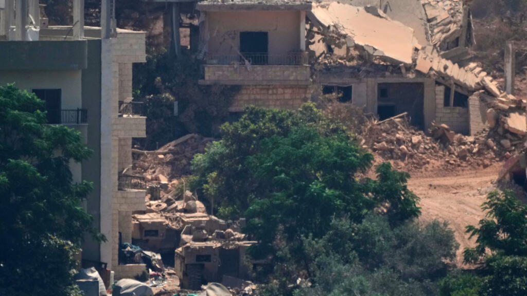 israel resumes military strikes on southern lebanon as rome hosts peace talks