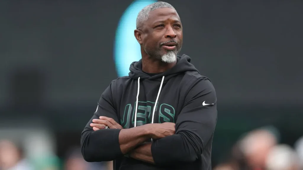 what channel is jets vs. buccaneers on today? time, tv schedule, live stream to watch nfl week 1 preseason game