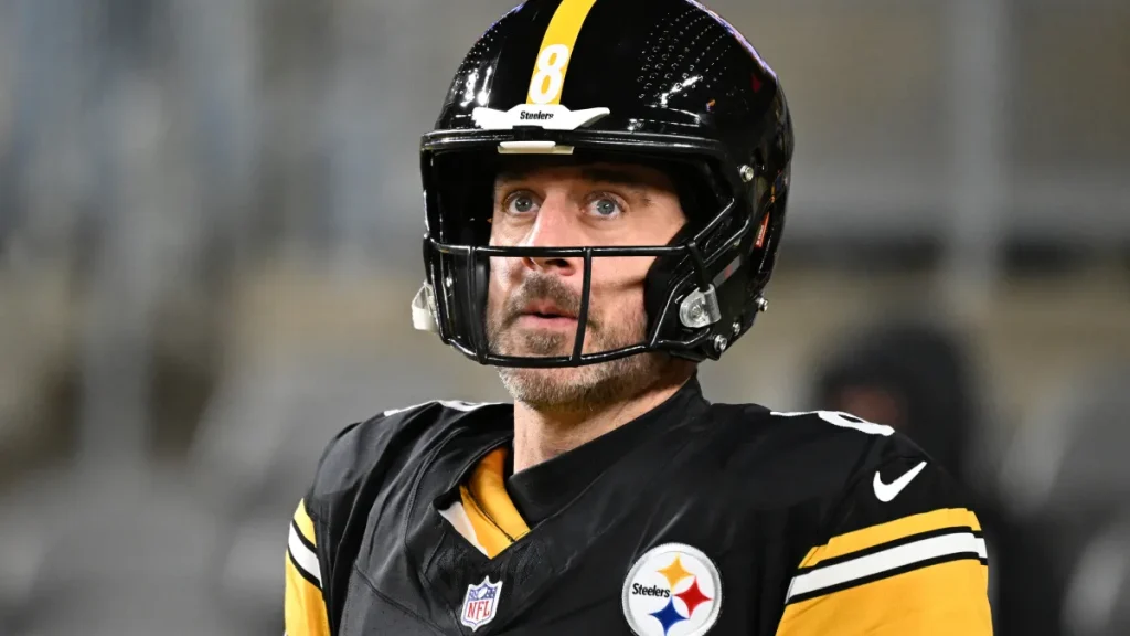 aaron rodgers' final season could force a major steelers decision