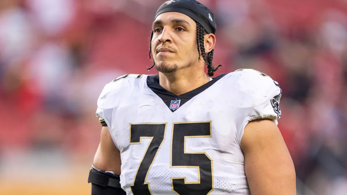 veteran offensive lineman andrus peat retires after 11 year nfl career