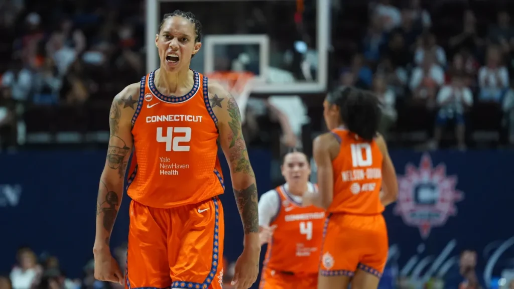 brittney griner lands back on injury report before sun liberty showdown