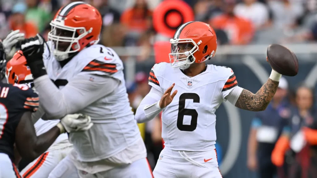 browns' dillon gabriel shakes up backup qb battle with shedeur sanders