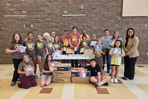 harrison county 4 h campers honor hospitalized veterans with ‘waves of gratitude’