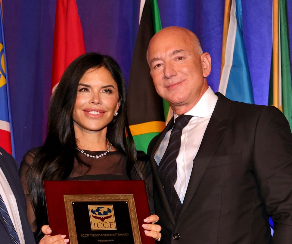 how jeff bezos’ $10b earth fund has fought climate change—so far