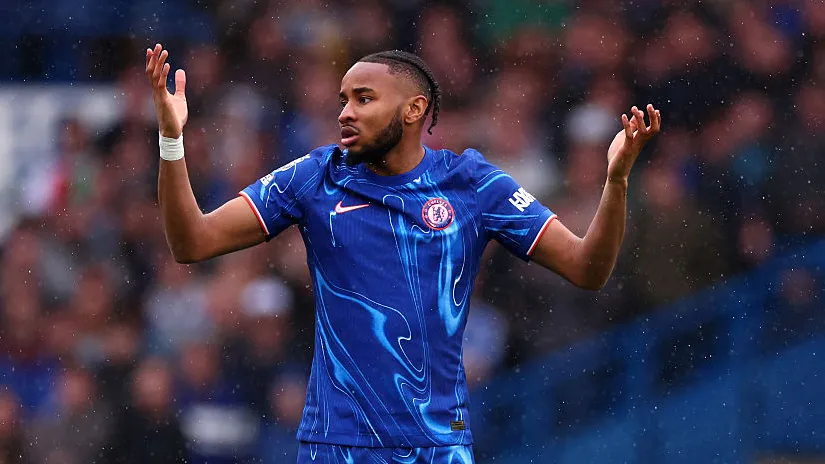 barcelona linked to hold talks with ex chelsea striker