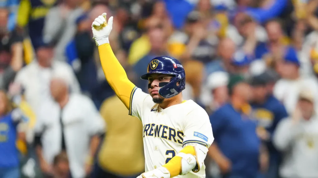 why brewers could trade 3x all star catcher this offseason