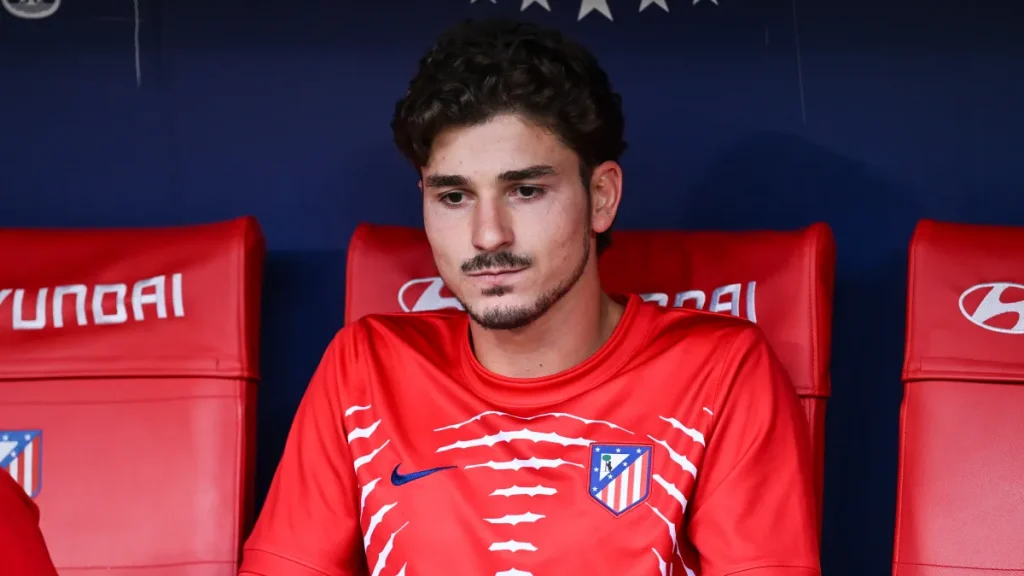 what happened to julian alvarez? barcelona transfer speculation grows as atletico madrid star booed at home