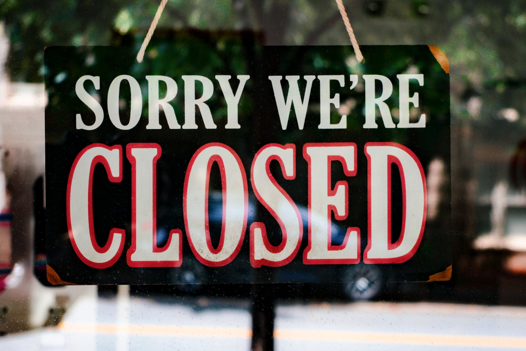 drive thru salad chain notes parasite outbreak after abruptly closing all locations