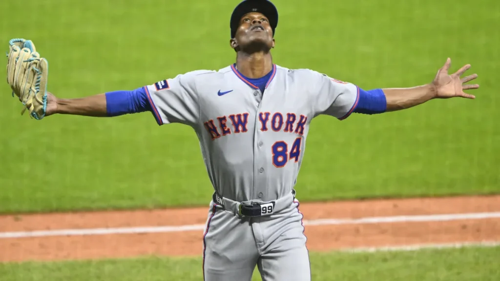 meet the mets pitcher going viral for 'cocky' jumping strikeout celebration