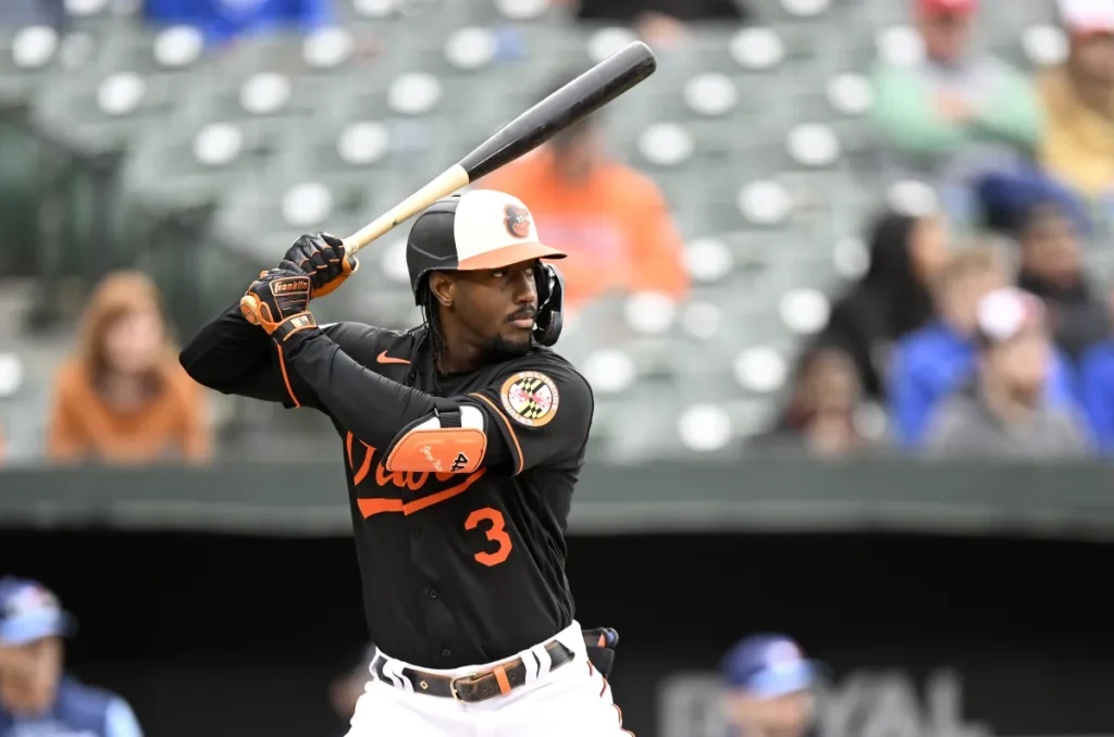 white sox, rays interested in recently released braves shortstop