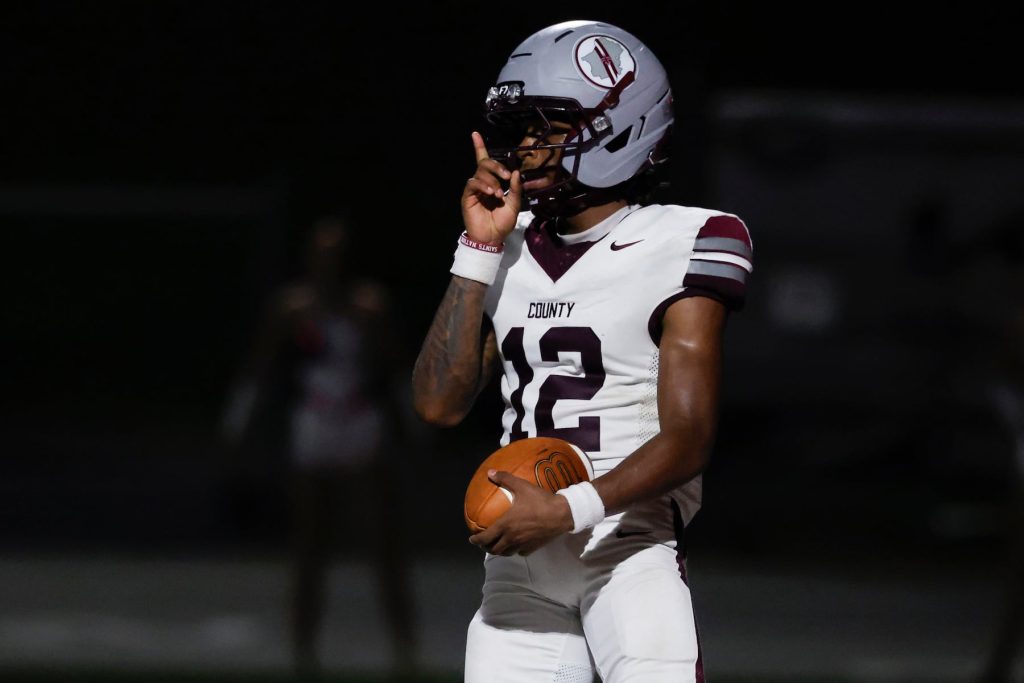 St. Clair County uses explosive passing game to beat Gardendale st. clair county uses explosive passing game to beat gardendale