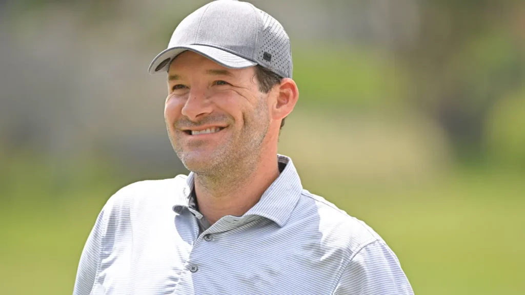 CBS sends clear message on Tony Romo’s $180 million broadcast future amid booth reshuffle cbs sends clear message on tony romo’s $180 million broadcast future amid booth reshuffle