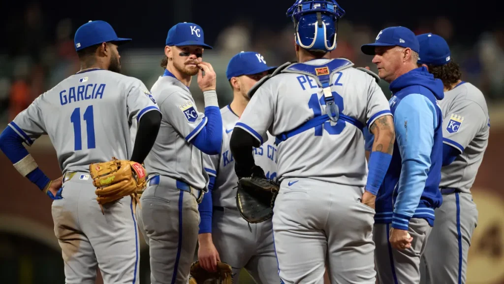 ex mariners, padres reliever who played for italy at wbc leaves royals