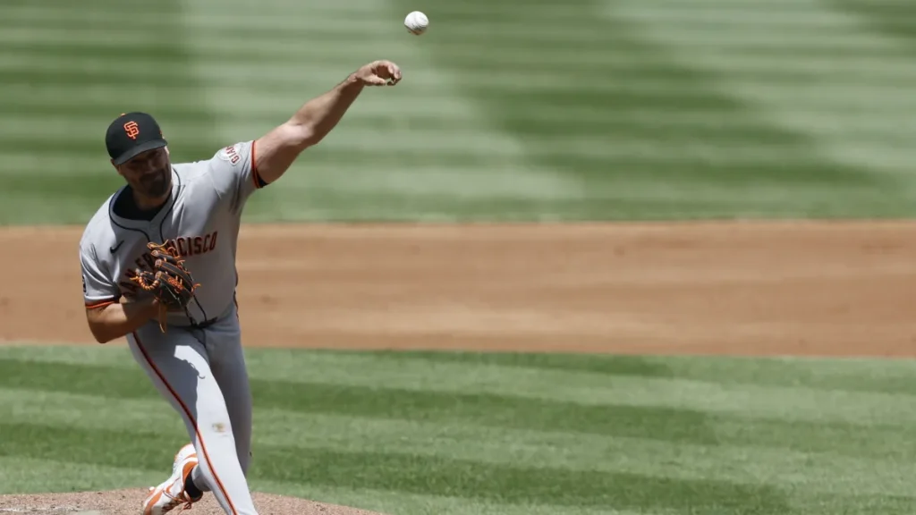 why padres are acquiring robbie ray from giants despite rumors of a sell off