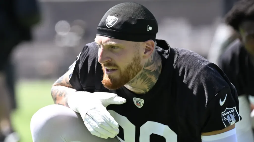 bears fans should smile after latest raiders’ maxx crosby intel on potential trade