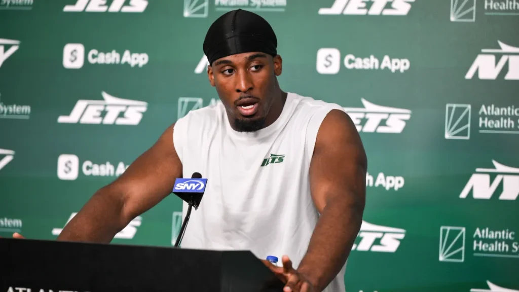 is new york jets rb breece hall’s season in jeopardy?