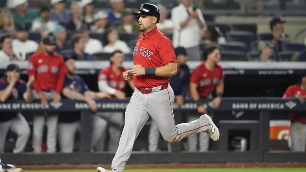 guardians acquire nathaniel lowe from reds in latest mlb trade deadline splash
