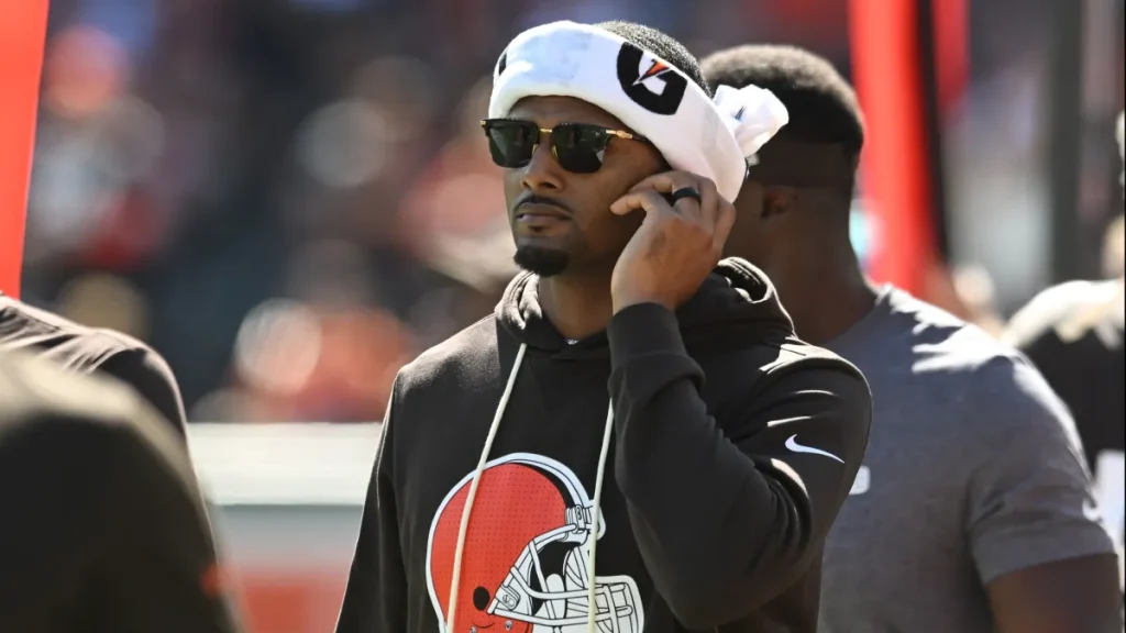 browns qb battle should be over after deshaun watson's 9th int in 12 practices