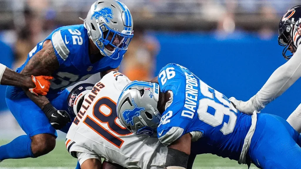 bears to sign former lions, saints 1st round de to address big need