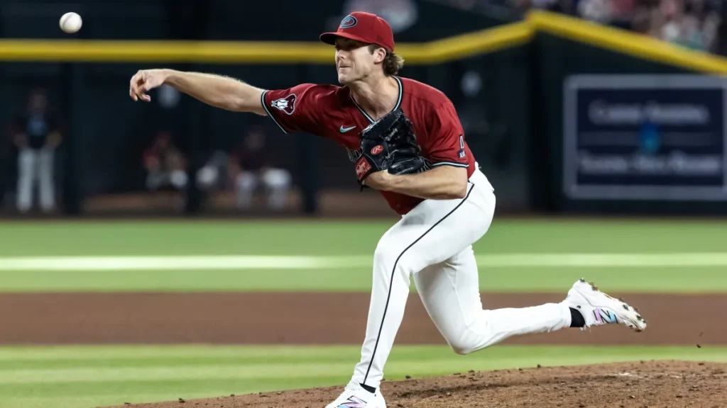 rays sign recently released cubs pitcher, former first round pick