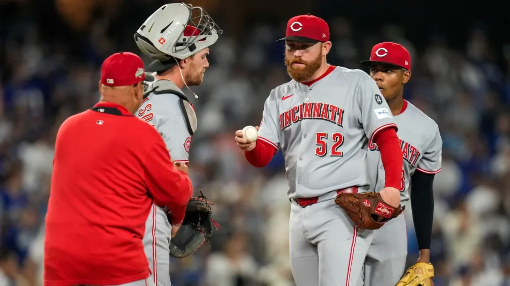 why diamondbacks signed former nationals pitcher zack littell