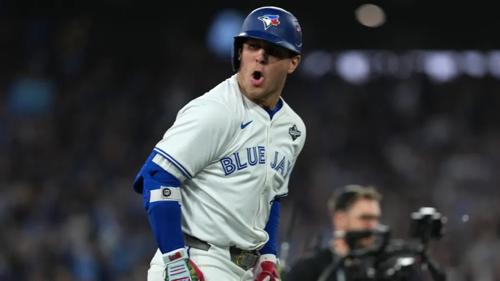 why astros are trading for blue jays' gold glove cf daulton varsho