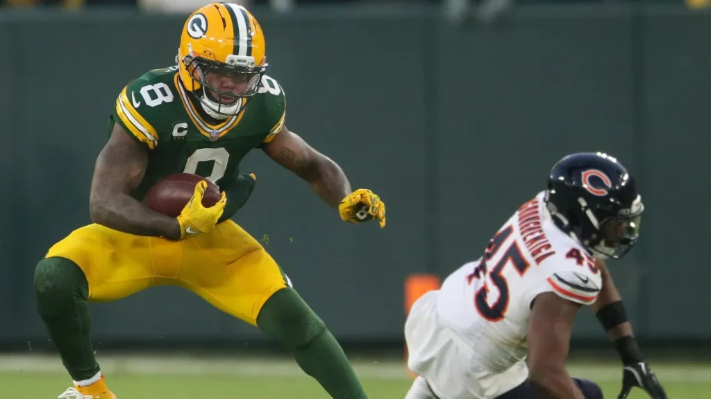 packers' josh jacobs gets bad news as marshawn lloyd prepares for starting role