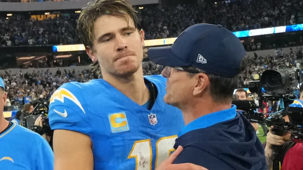 chargers officially announce season ending roster move on tyler biadasz