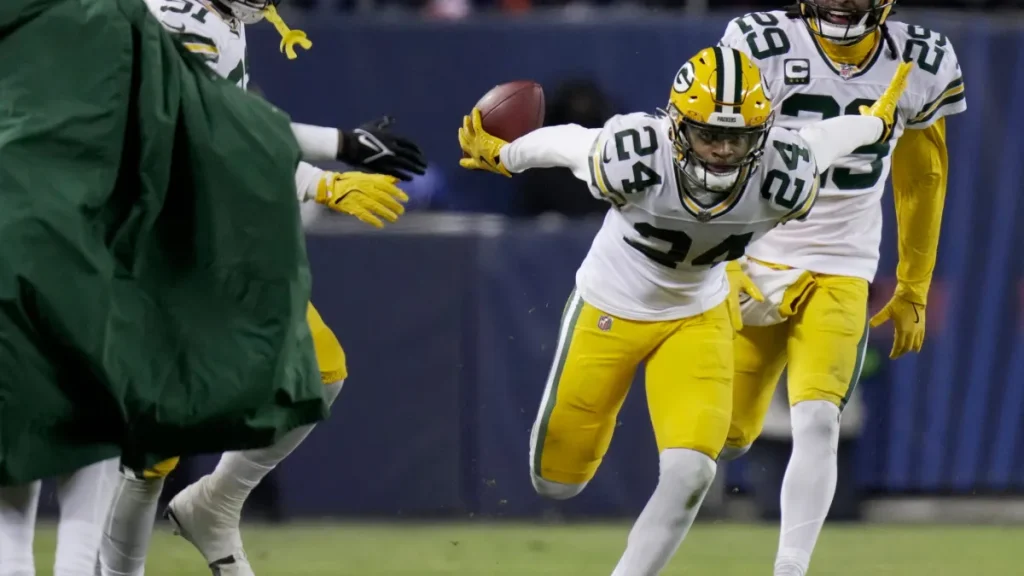 packers could trade 24 year old cb thanks to pair of rookies