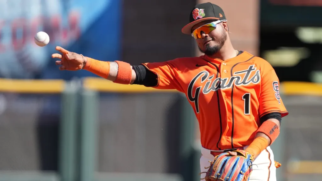 luis arraez's phillies debut revealed after trade deadline deal with giants
