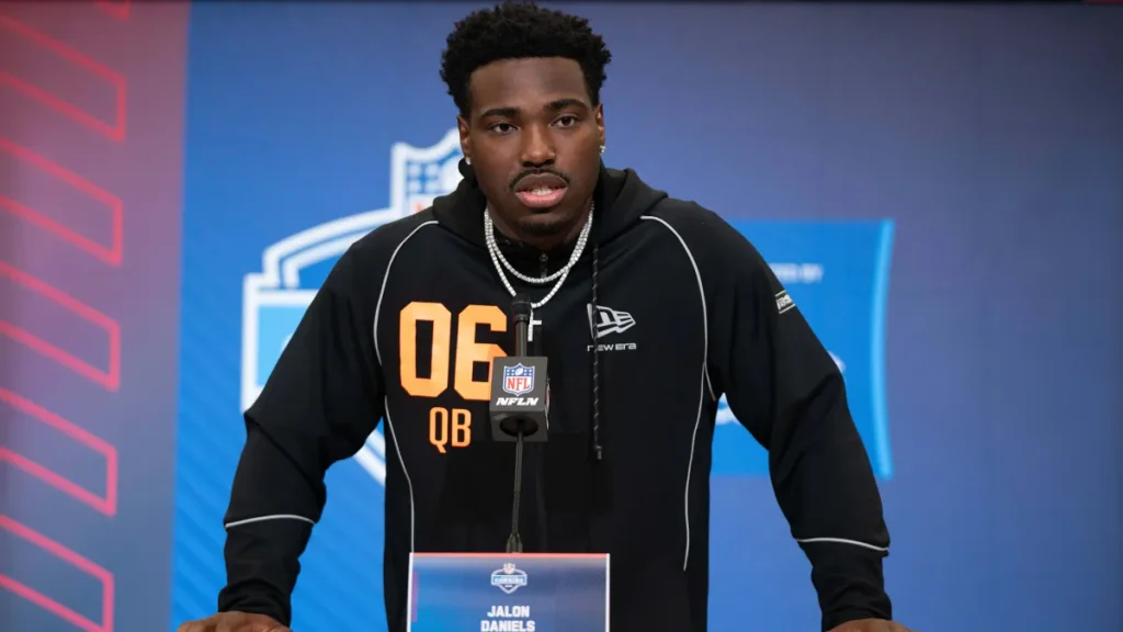 buccaneers' jalon daniels plan for preseason finale shows rookie has legit shot at qb2 job